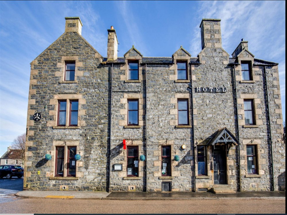 FREEHOLD VILLAGE HOTEL/PUBLIC HOUSE & RESTAURANT IN THE CAIRNGORMS