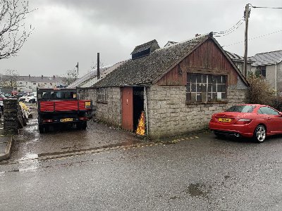 TOWN CENTRE VIRTUALLY FREEHOLD DEVELOPMENT PROPERTY IN YSTRADGYNLAIS