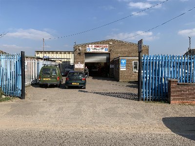 MOT TESTING & REPAIRS CENTRE IN SCUNTHORPE