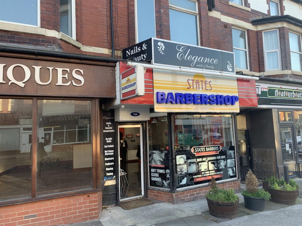 STYLISH FREEHOLD BARBERS IN BLACKPOOL TOWN CENTRE