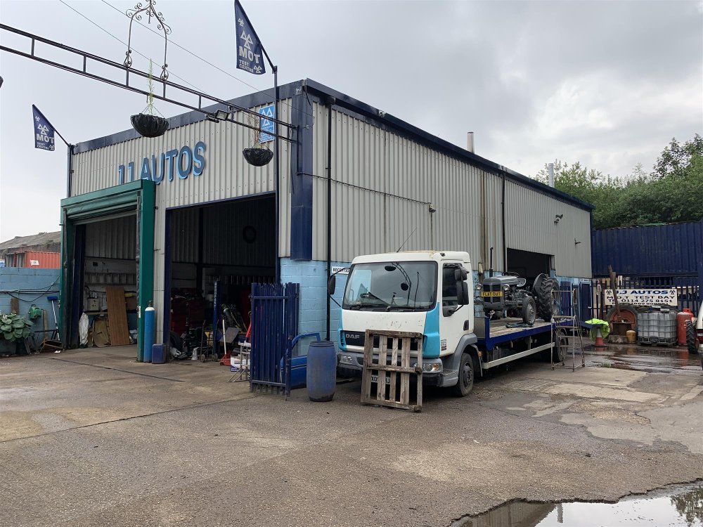 MOT TESTING & REPAIRS CENTRE IN SHEFFIELD