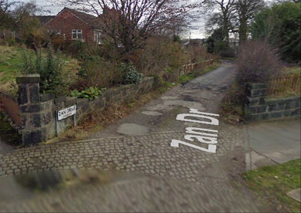EXCLUSIVE FREEHOLD ACCESS ROAD FOR SALE IN SANDBACH