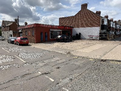 FREEHOLD TYRE SALES & FITTING CENTRE IN SUNDERLAND SUBURB