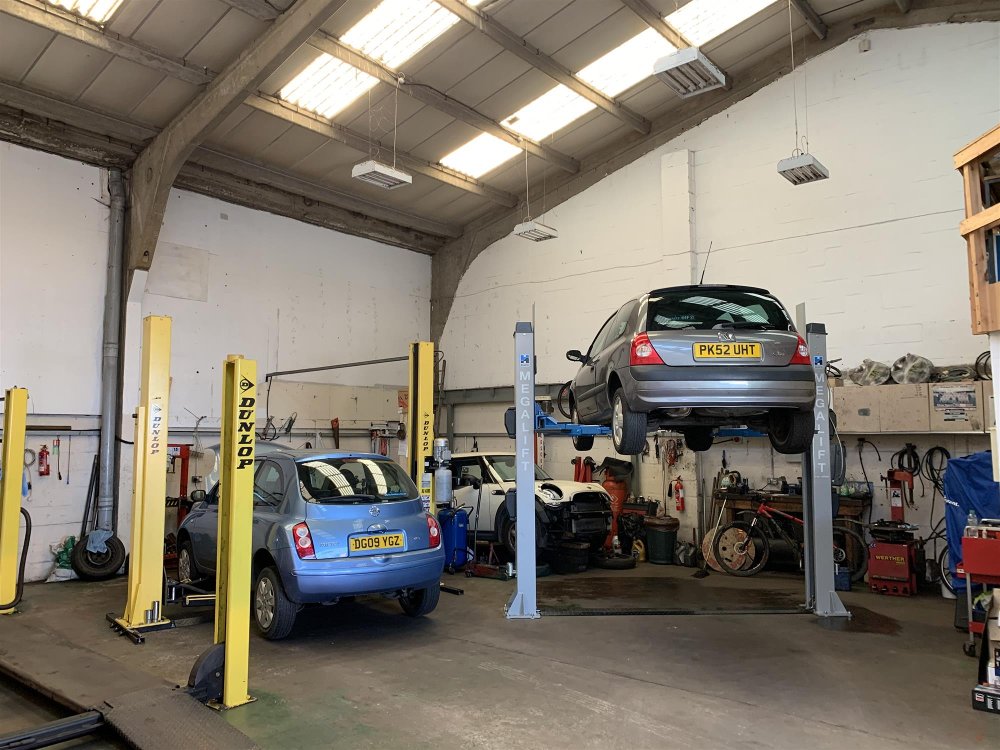 FULL OR PART SHARE SALE OF MOT TESTING & REPAIRS CENTRE IN ST HELENS
