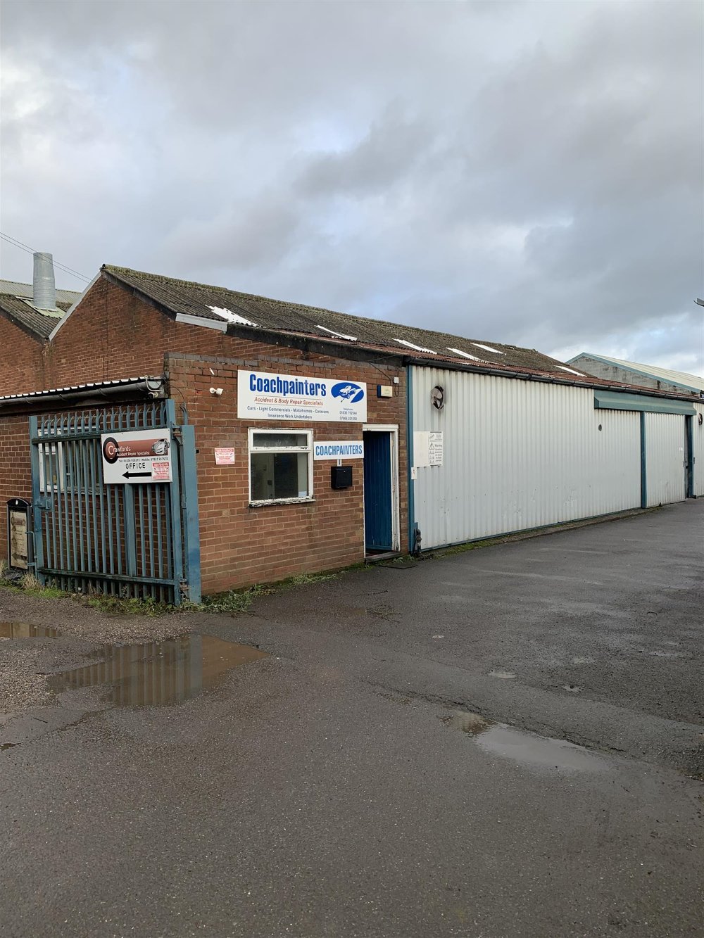 VEHICLE ACCIDENT REPAIRS & RESTORATION CENTRE IN NEWARK ON TRENT 