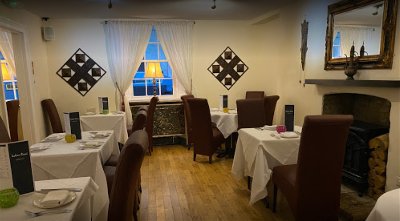 SUPERB CHARACTERFUL RESTAURANT busy location CIRENCESTER