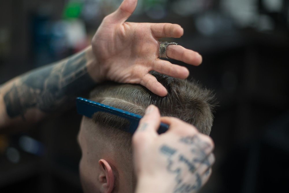 GENTS HAIR SALON busy main road location EAST DIDSBURY area
