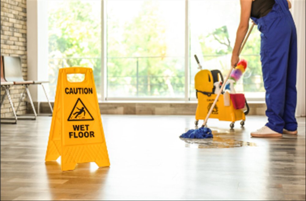 DOMESTIC & COMMERCIAL CONTRACT CLEANING COMPANY based STAFFORDSHIRE